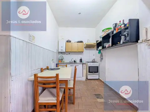 Local en Venta en Abasto, USD 170.000