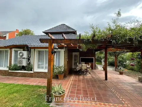 Casa en Venta en La Tradición, USD 280.000