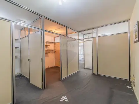 Oficina en Venta 56 años