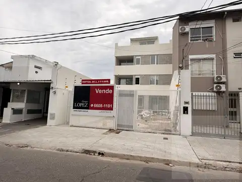 VENTA Depto PH 4 ambientes en Florida, 3 dorm 2 baños completos, bajas expensas