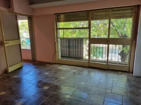 Depto Tipo Casa 5 ambientes con 3 baños