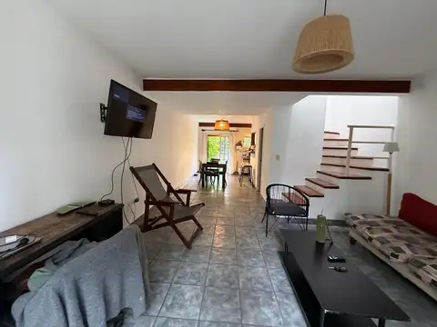 Depto Tipo Casa en Venta de 4 ambientes