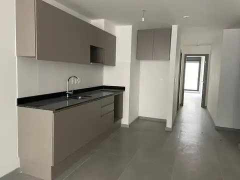 Venta Pocitos 1 dorm.c/patio, parrillero y GGE