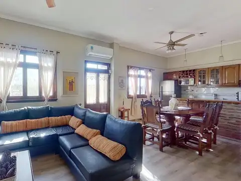 Depto Tipo Casa en Venta de 7 ambientes