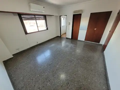 Bahia Blanca 100, Piso 4