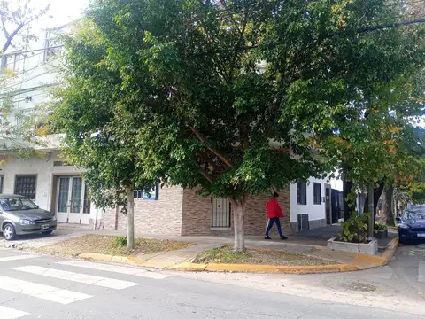 Casa PH planta baja al frente de 3 ambientes (sin patio)