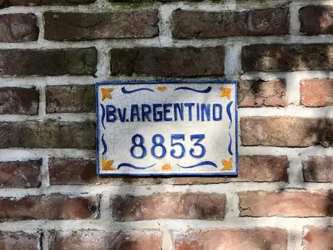 ESPECTACULAR CASA EN EL CORAZON DE FISHERTON   TERRENO 750 M2 + 310 M2 CONSTRUIDOS ! 4 DORMITORIOS.