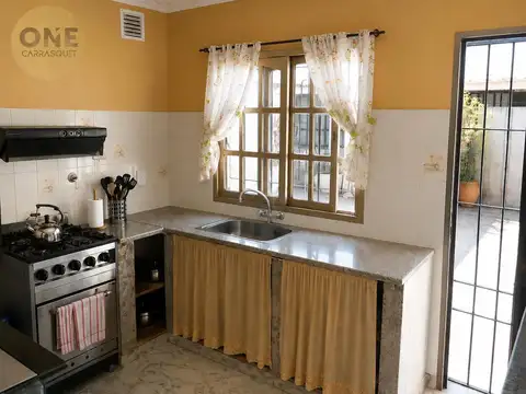 Casa en Venta en Los Hornos, USD 74.000