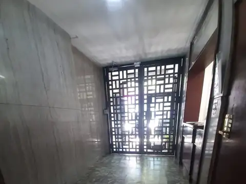 Oficina en Alquiler con 1 cochera