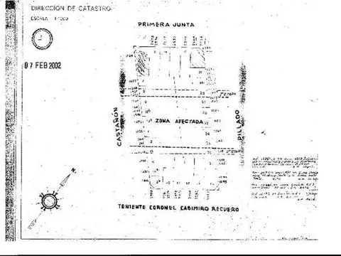 EXCELENTE ESQUINA PARA CONSTRUIR A METROS DE SUBTE "E" ZONIF C3II