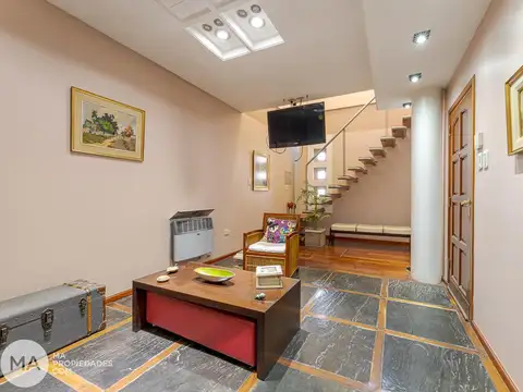 Casa en Venta con 1 cochera