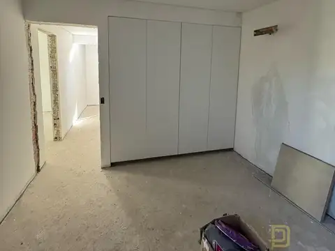 VENTA TRIPLEX 3 DORMITORIOS  EN VIAMONTE AL 600
