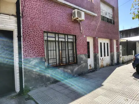 Ercilla 5700, Piso PB