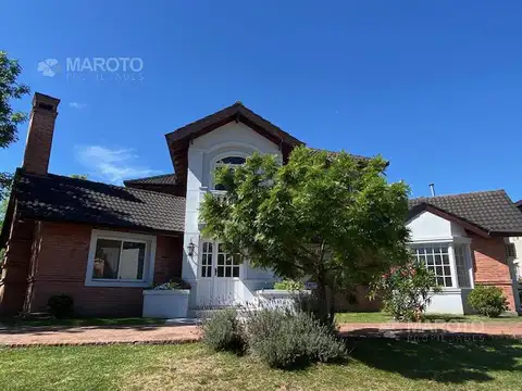 Casa en Venta en Fincas Del Lago, USD 220.000