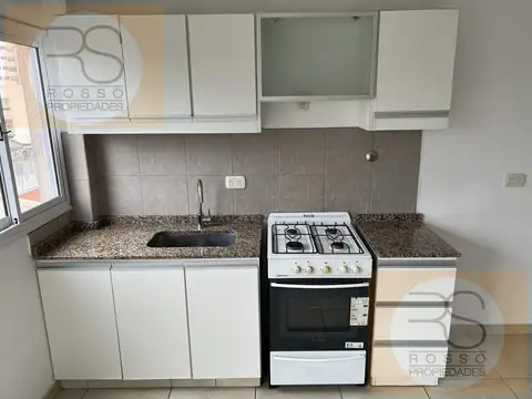 Departamento en Alquiler en Villa Sarmiento, $ 450.000