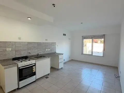 DEPARTAMENTO 2 AMBIENTES CON COCHERA EN ALQUILER
