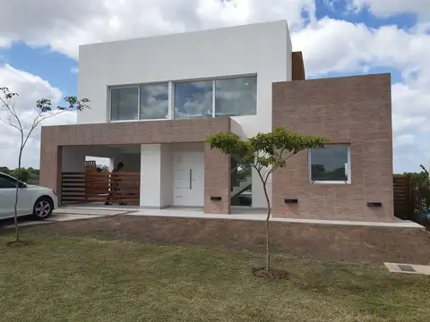 San Ramiro 100