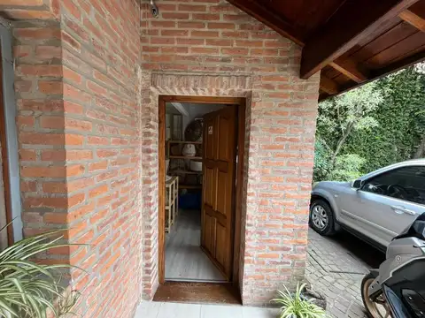 Casa en Venta con 6 cocheras