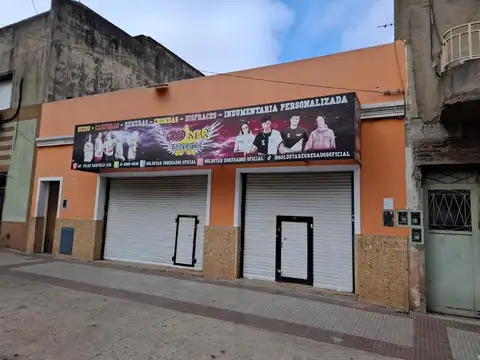 LOCAL COMERCIAL, COMPUESTO DE DOBLE VIDRIERA (30 M2 TOTALES)