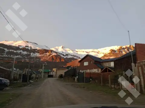 Calle Lago Nompehuen - Barrio Los Coirones