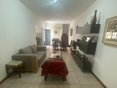 Depto Tipo Casa 4 ambientes con 3 baños