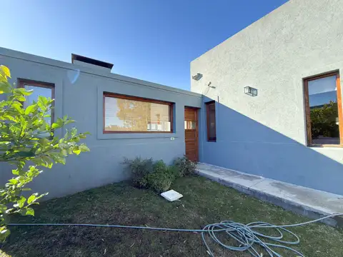 VENTA AMPLIA CASA ZONA LA RURAL TANDIL