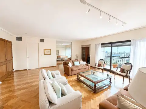 Venta Departamento 3 ambientes con dependencia Retiro con cochera