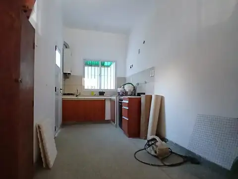 Depto Tipo Casa en Venta en Quilmes Oeste, USD 59.000