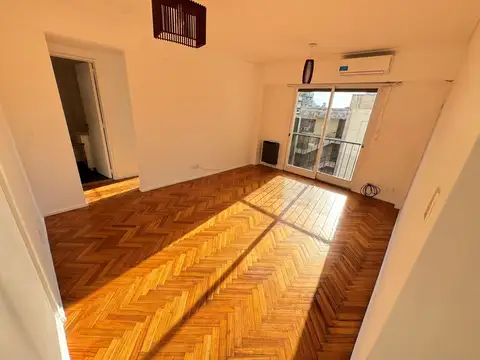 EXCELENTE 2 AMBIENTES - TODO EXTERNO - IMPECABLE ESTADO - SUPER LUMINOSO