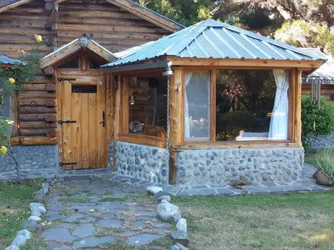 VENTA COMPLEJO DE CABAÑAS EPUYEN