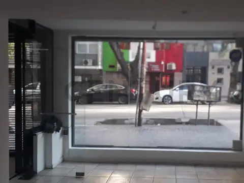 Local en ventan - Ciudad Mendoza