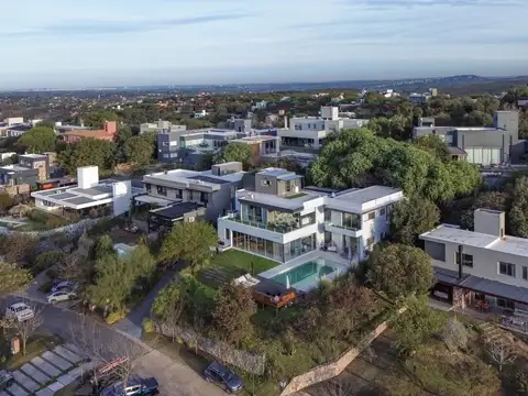 Venta Casa premium con vista ÚNICA a las sierras | Estancia Q2 | 4 suites + piscina | Domotizada