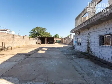 Galpon en Alquiler en Bernal Oeste, USD 1.800