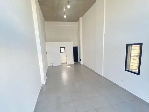 Local en Alquiler en José Clemente Paz, $ 800.000