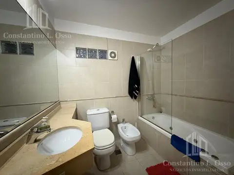 Departamento en Alquiler con 1 cocheras