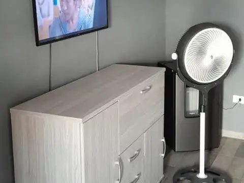 Casa 2 ambientes con 1 baño