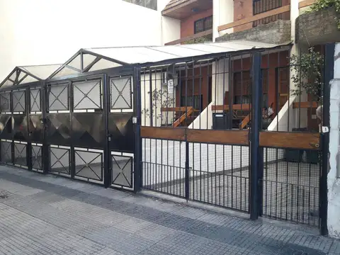 Av. Brasil al 2600 ( Av. Jujuy - Catamarca)
