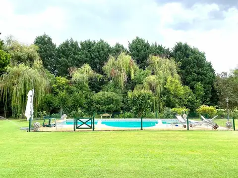 LINDISIMA CASA EN LA CAÑADA POLO CLUB