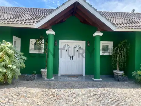 LINDISIMA CASA EN LA CAÑADA POLO CLUB