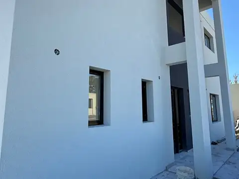 Casa en Venta en Pilar Del Este, USD 250.000