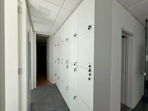 Oficina en Alquiler 20 años