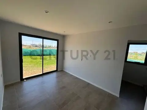 Casa en venta en construcción B° La Quebrada Ruta 60. No Apta Crédito-Luján-ID:259243