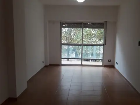 Departamento en Alquiler en Centro, $ 985.000