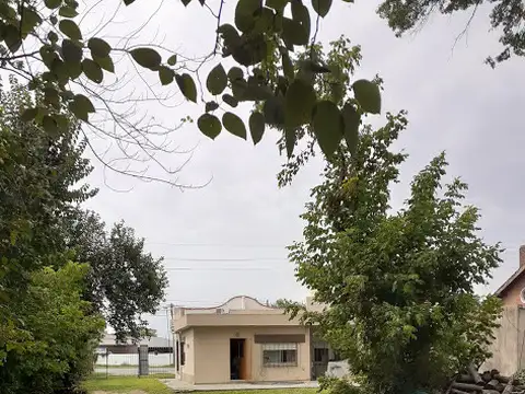 AV. CONSTITUCION 100