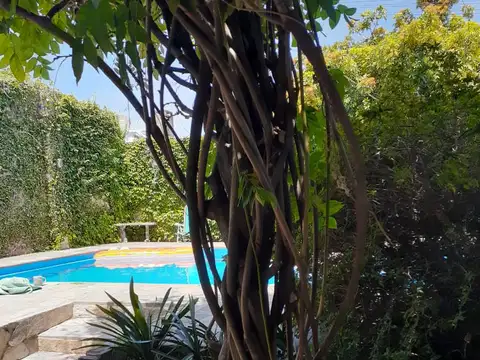 Casa Avda. 60 E 30 y 31