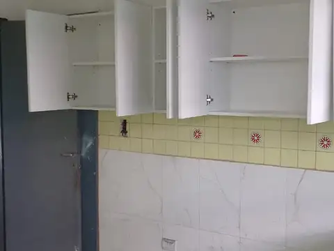 Casa en Alquiler con 1 cochera