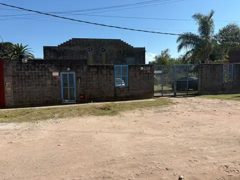 Galpon en Venta en Pablo Nogues, USD 240.000