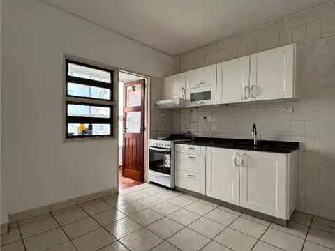 Departamento en Alquiler con 1 cocheras