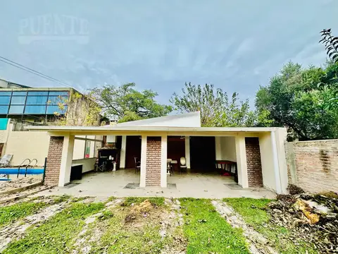 Casa 6 ambientes con 3 baños