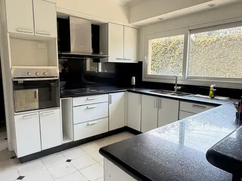 ALQUIER CASA 5 AMBIENTES EN CHAMPANAT CC - PILAR